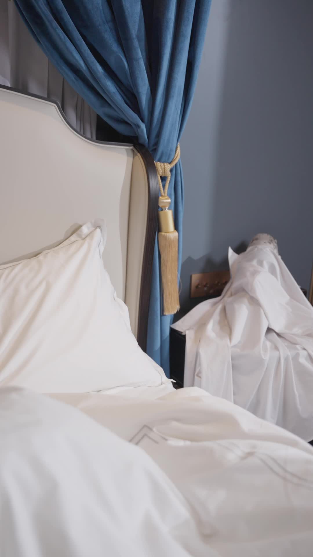 Tập 2 - Api Cinta Tak Terduga